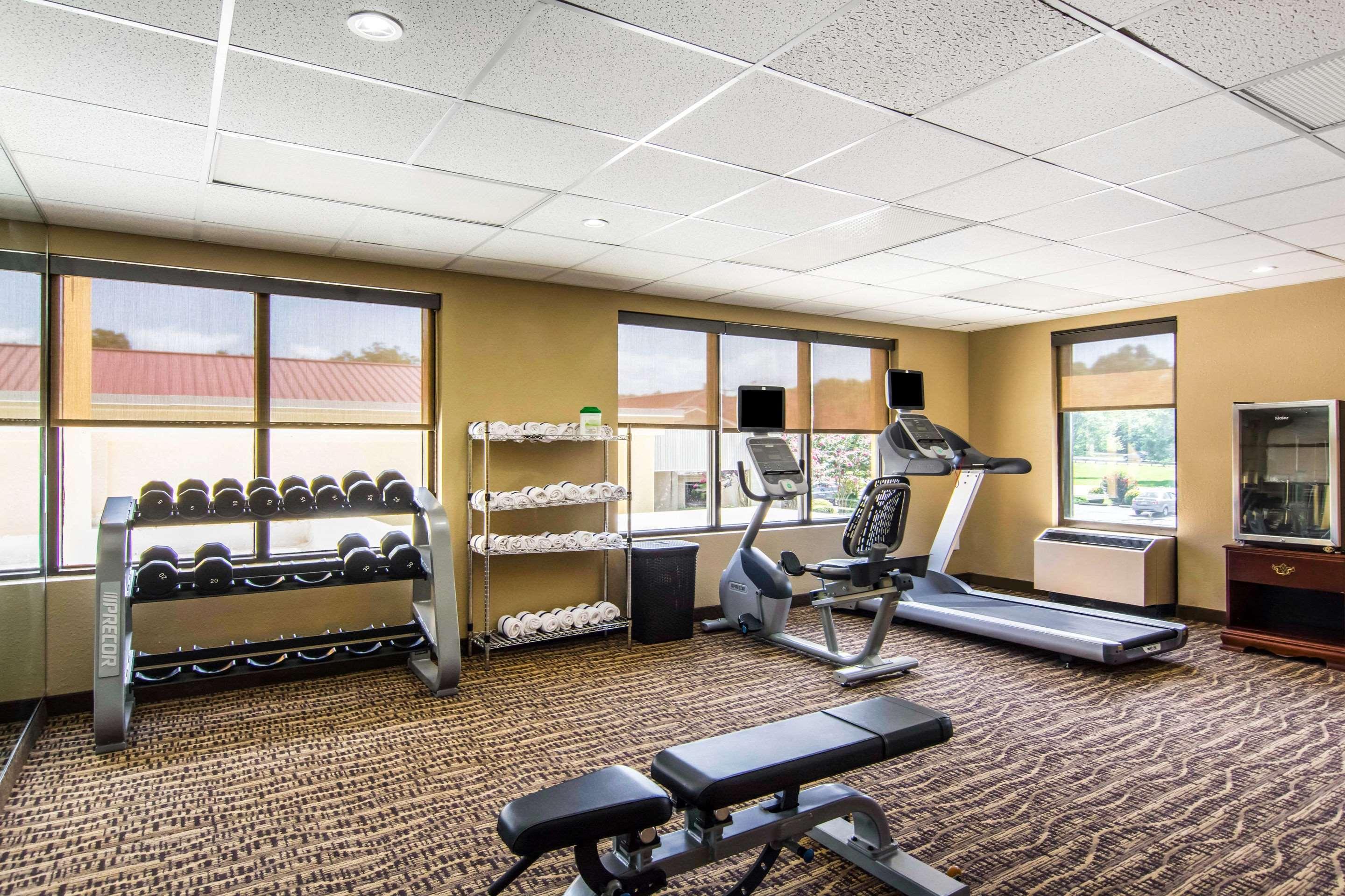 Comfort Newport News-williamsburg East 2*
